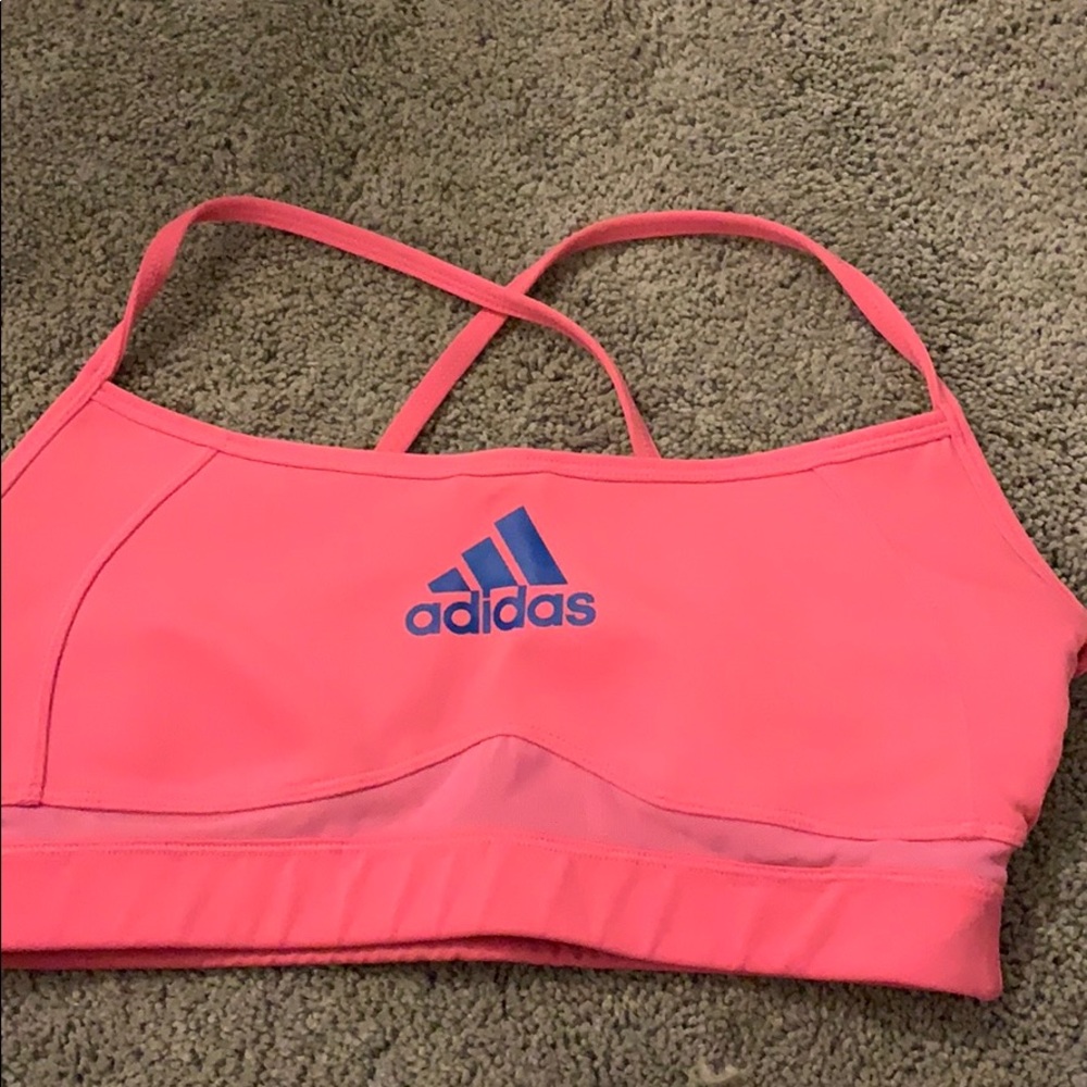 Sports bra